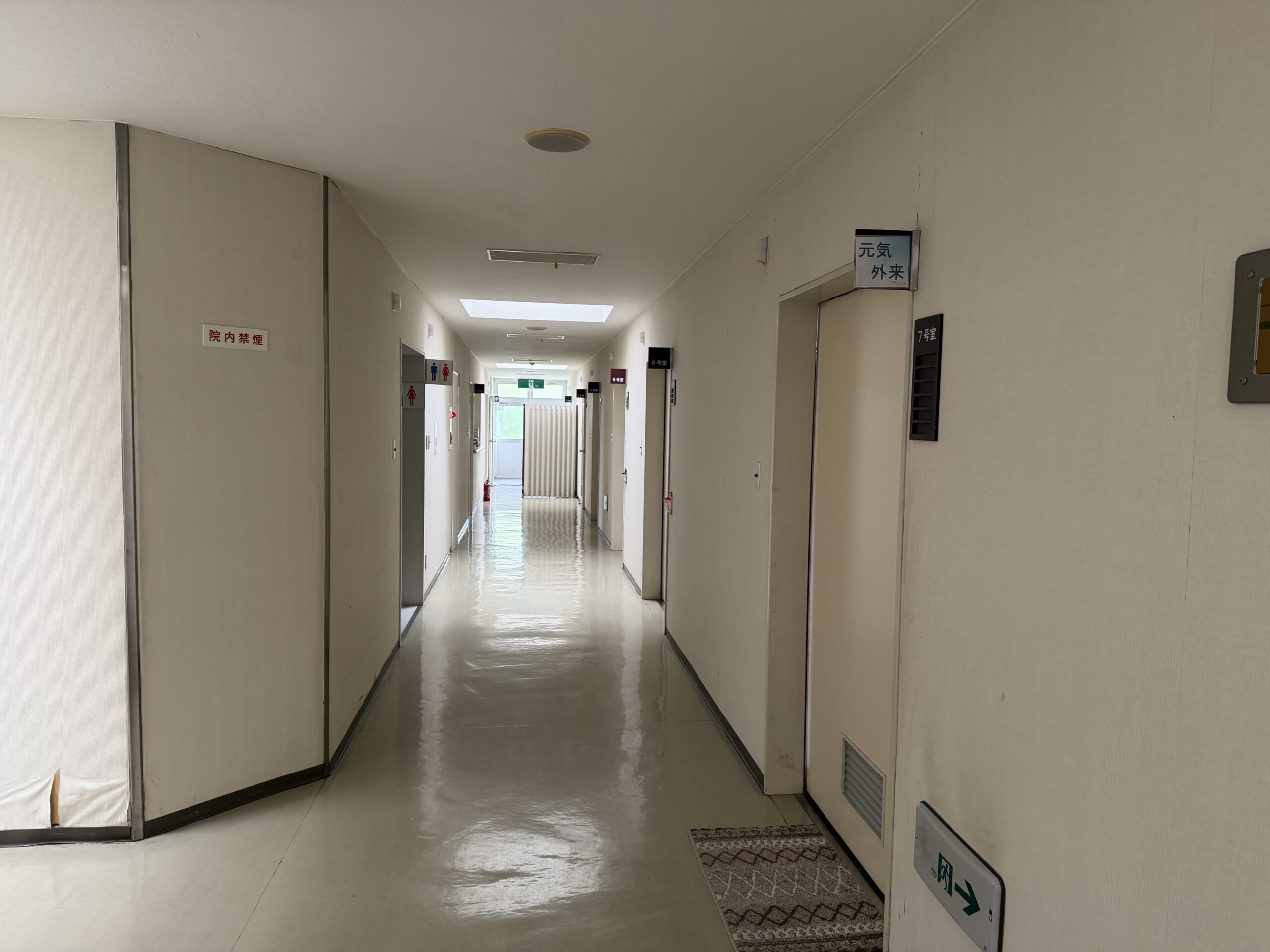 院内廊下
